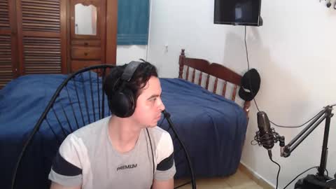 Snapshot of pablomingo chatting on 11-23-25, 10:15 pablomingo online show from 11-23-25, 10:15