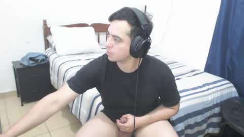 Snapshot of pablomingo chatting on 03-14-26, 07:14 pablomingo online show from 03-14-26, 07:14