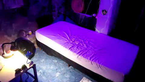 Snapshot of pablouyu chatting on 12-21-24, 03:47 pablouyu online show from 12-21-24, 03:47