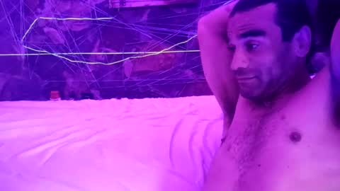 Snapshot of pablouyu chatting on 02-17-25, 02:48 pablouyu online show from 02-17-25, 02:48