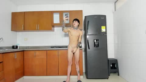 Hanna 19 years Eva 19 years new girl Tyga 19 years myke19 years old online show from 01-17-25, 08:11