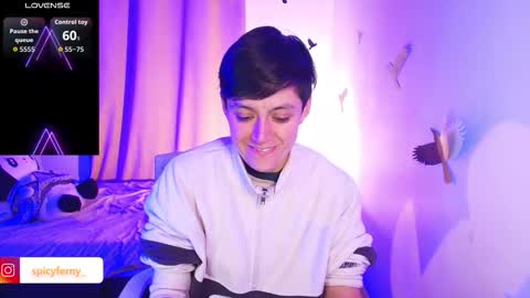 Snapshot of pafebame chatting on 10-19-25, 08:37 Fernanda online show from 10-19-25, 08:37