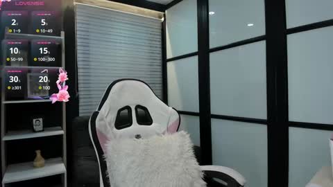 Snapshot of paigejayden chatting on 01-10-25, 11:39 Paige online show from 01-10-25, 11:39