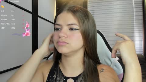 Snapshot of paigejayden chatting on 01-21-25, 08:00 Paige online show from 01-21-25, 08:00