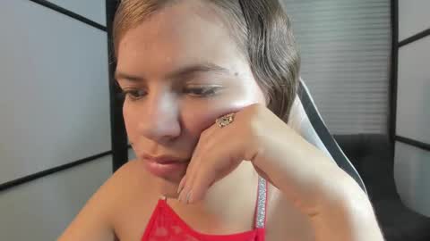 Snapshot of paigejayden chatting on 03-12-25, 03:02 Paige online show from 03-12-25, 03:02