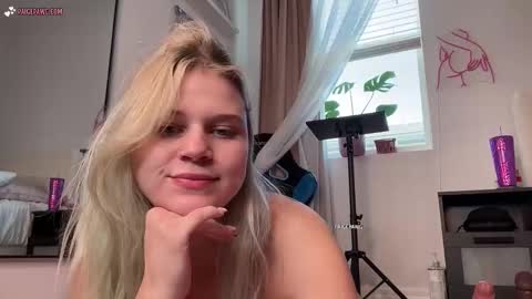 PaigePawg online show from 02-24-26, 03:43