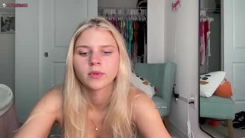 Snapshot of paigepawg chatting on 06-03-26, 02:08 PaigePawg online show from 06-03-26, 02:08