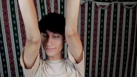 Alexander Grigori online show from 11-20-25, 01:39