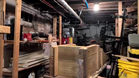 Eros online show from 11-24-25, 03:06