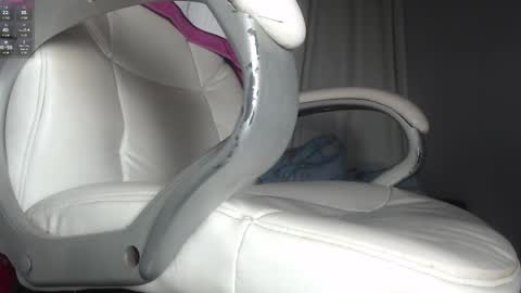 paiperhalliwey online show from 02-16-25, 04:20