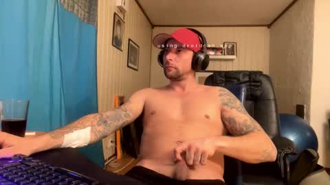 pajen33 online show from 12-17-25, 02:34