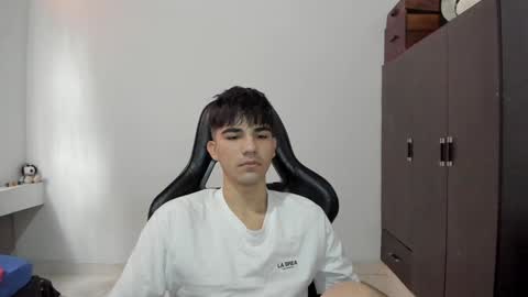 pakun_ online show from 12-23-24, 03:12