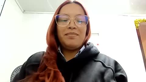 Snapshot of palmer_morris chatting on 12-12-24, 03:21 Natalia online show from 12-12-24, 03:21