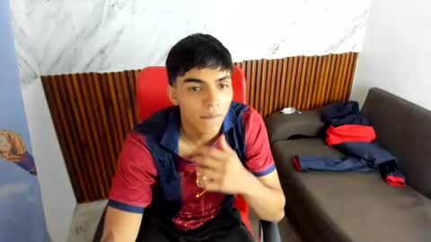 Snapshot of palo_largo_ chatting on 06-13-26, 07:56 palo largo online show from 06-13-26, 07:56
