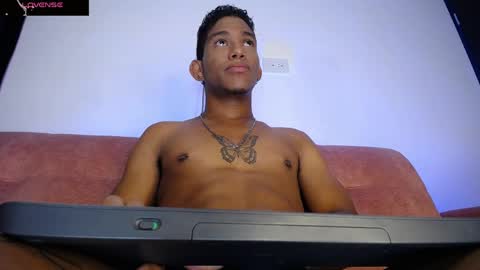 Palo Santo online show from 04-06-26, 07:53