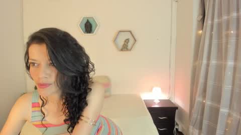 Paloma  online show from 11-15-25, 09:43