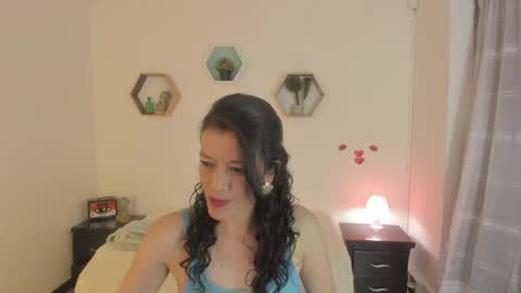 Paloma  online show from 04-23-26, 08:44