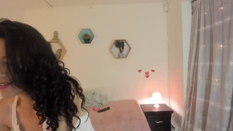 Snapshot of paloma_victory chatting on 06-08-26, 01:28 Paloma online show from 06-08-26, 01:28