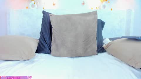 pamela_ambrosia1 online show from 02-11-25, 01:10