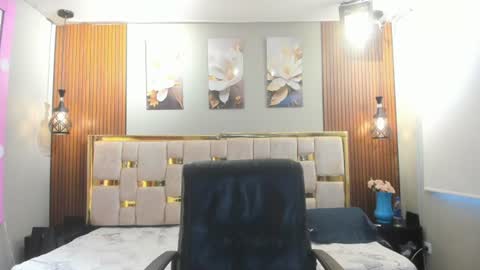pamela_blonde60857 online show from 07-15-26, 06:24