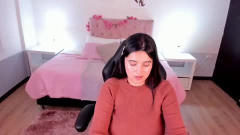 Snapshot of pamela_cheverry chatting on 03-08-25, 07:05 Pamela online show from 03-08-25, 07:05