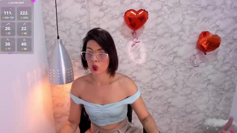 Snapshot of pamelaaddams_ chatting on 02-16-25, 05:04 Pamela online show from 02-16-25, 05:04