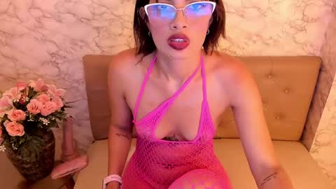 Snapshot of pamelaaddams_ chatting on 03-01-25, 06:57 Pamela online show from 03-01-25, 06:57