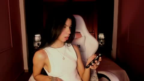 Snapshot of pamelaascott chatting on 05-31-26, 04:20 P A M online show from 05-31-26, 04:20