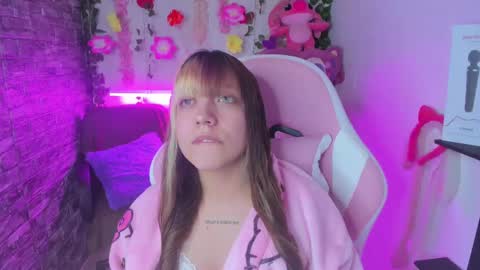 Snapshot of pamelajhonsom chatting on 12-12-24, 07:30 pamelajhonsom online show from 12-12-24, 07:30