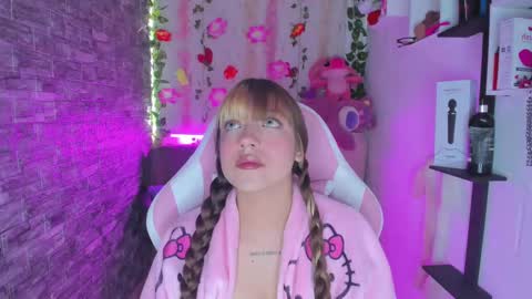 Snapshot of pamelajhonsom chatting on 12-14-24, 01:59 pamelajhonsom online show from 12-14-24, 01:59