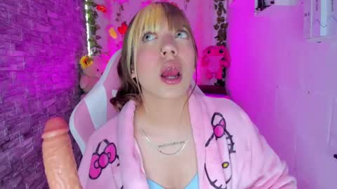 Snapshot of pamelajhonsom chatting on 01-17-25, 03:53 pamelajhonsom online show from 01-17-25, 03:53