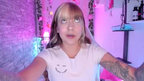 Snapshot of pamelajhonsom chatting on 09-14-25, 01:49 pamelajhonsom online show from 09-14-25, 01:49