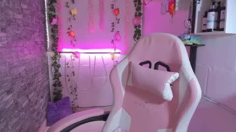 Snapshot of pamelajhonsom chatting on 09-27-25, 07:08 pamelajhonsom online show from 09-27-25, 07:08