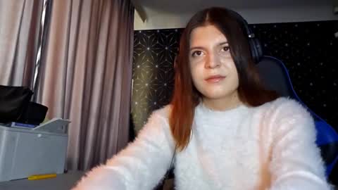 Snapshot of pamelamcmeen chatting on 10-24-25, 07:38 Pamela online show from 10-24-25, 07:38