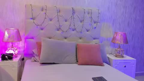 TELL ME PAMELLA AND GIVE ME A GOOD GRADE ITS IMPORTANT online show from 10-29-25, 12:18