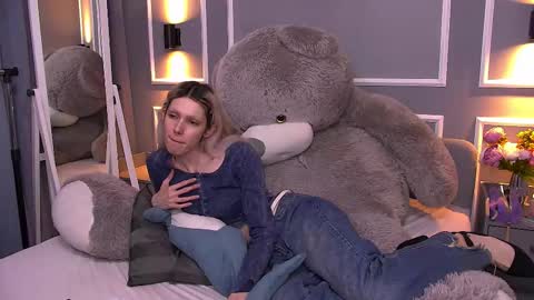 Pamelamy online show from 02-20-25, 12:47