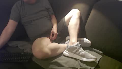 Snapshot of pami77 chatting on 11-05-25, 05:35 Patrick online show from 11-05-25, 05:35