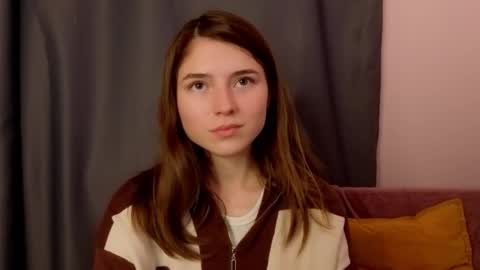 Snapshot of pamilarakestraw chatting on 10-11-25, 08:29 daniella online show from 10-11-25, 08:29