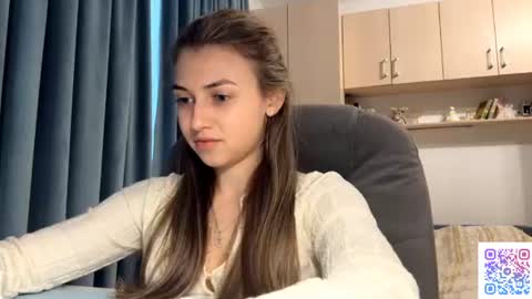 Lia online show from 07-13-26, 04:54