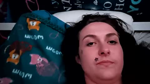 panda66696 online show from 10-22-25, 04:35