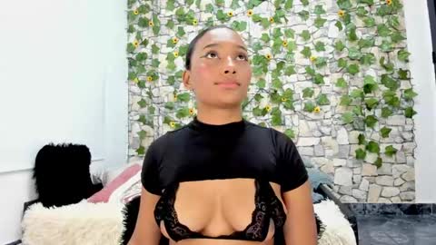 pandora_gu1 online show from 12-19-24, 11:25