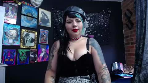 Snapshot of pandoragoddess chatting on 03-12-25, 07:06       online show from 03-12-25, 07:06