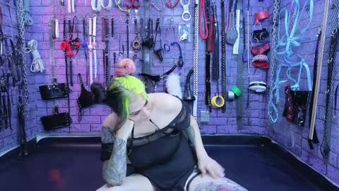 Snapshot of pandoranez chatting on 12-30-24, 04:20 PandoraNez online show from 12-30-24, 04:20