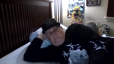 Snapshot of panos678442 chatting on 02-16-25, 07:15 panos online show from 02-16-25, 07:15