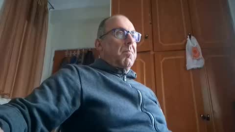 pansak1973 online show from 12-30-24, 10:21