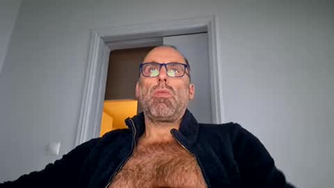 pansak1973 online show from 01-14-25, 09:56