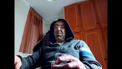 pansak1973 online show from 02-12-25, 09:52