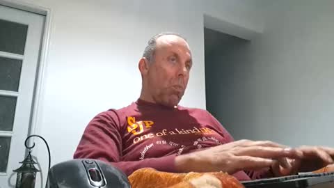 pansak1973 online show from 11-14-25, 09:46