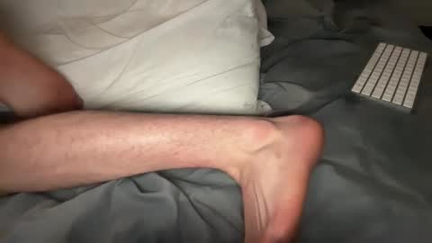 PantsLessTraveler online show from 04-24-26, 09:06