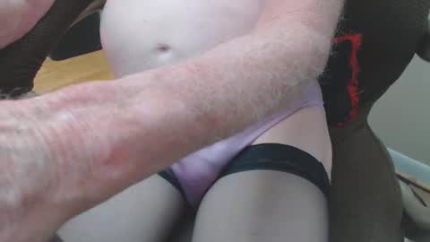 Snapshot of pantystroker chatting on 01-06-25, 04:58 PS PantyStroker online show from 01-06-25, 04:58
